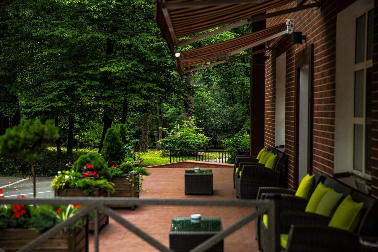 Hotel Park-hotel Golosievo 4*