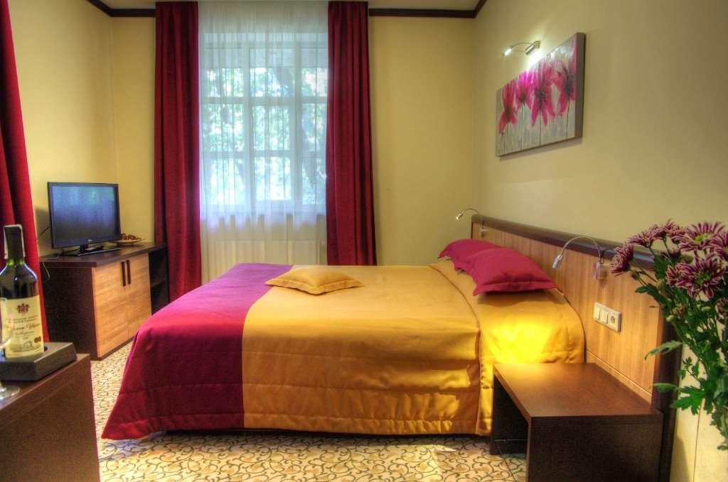 Hotel Park-hotel Golosievo